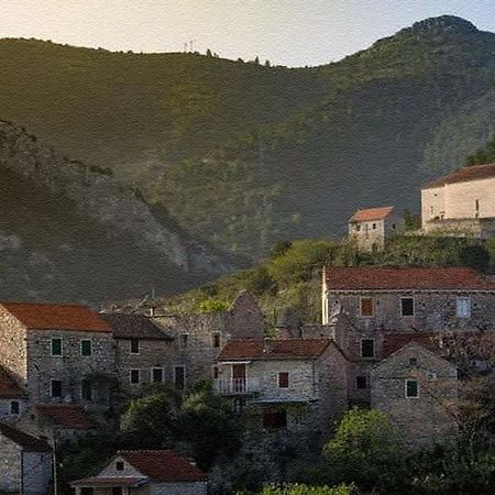 Heritage Apartments Kyra & Fox In Pitve, Hvar Exterior foto