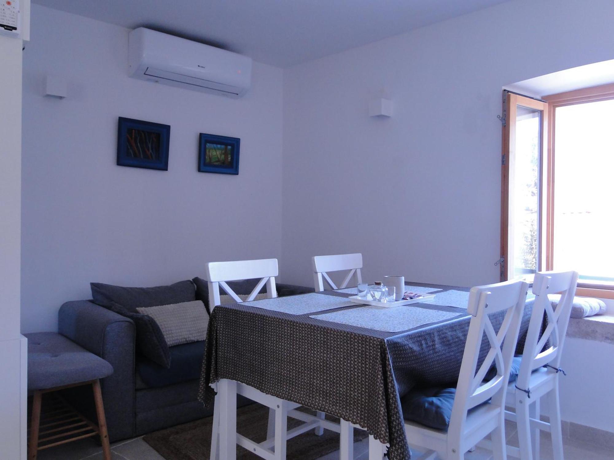Heritage Apartments Kyra & Fox In Pitve, Hvar Exterior foto