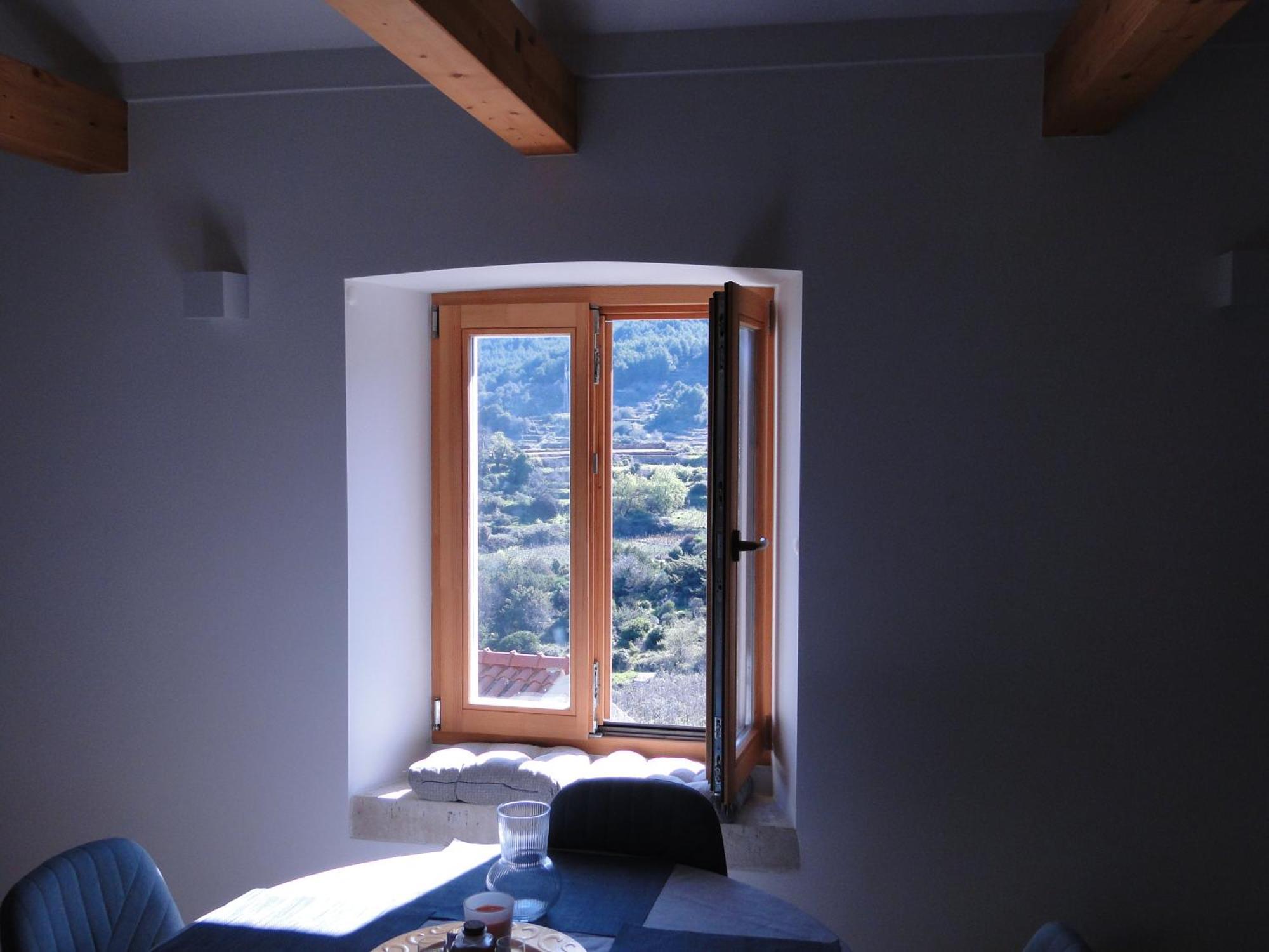 Heritage Apartments Kyra & Fox In Pitve, Hvar Exterior foto